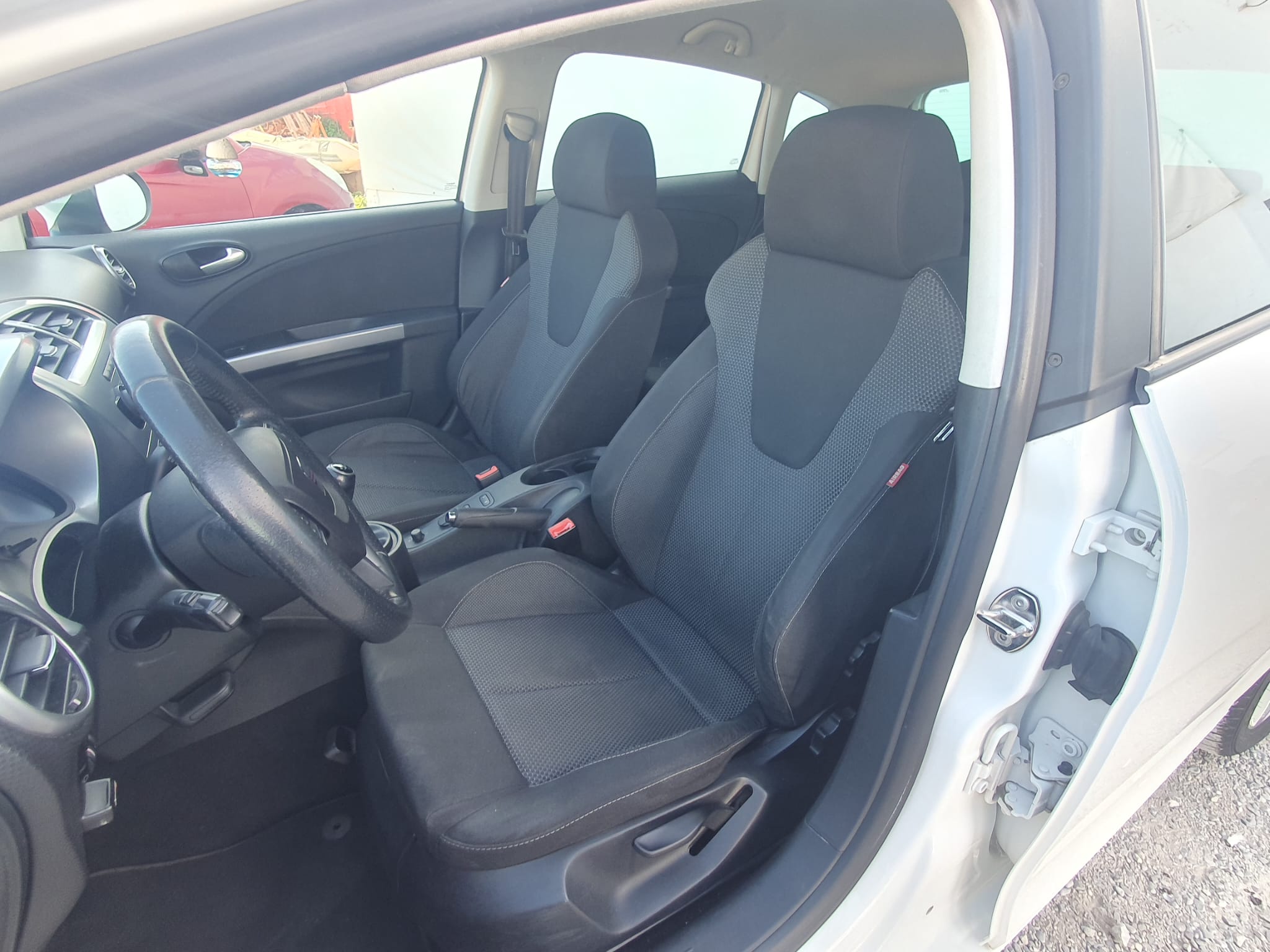 Whatsapp image 2025 12 09 at 16.34.32 (1)