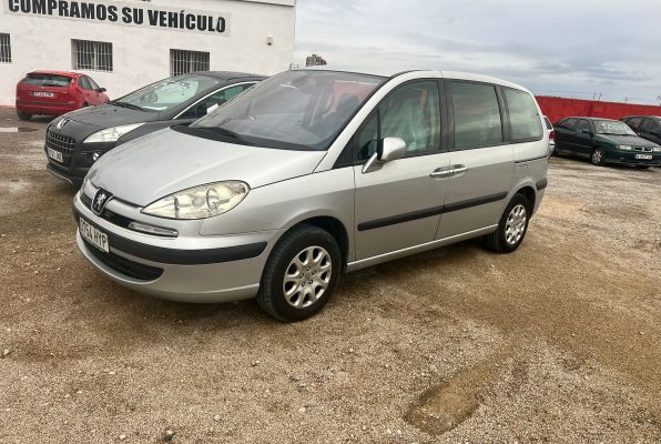 822023045710_Peugeot_807_20_ocasion_valencia_2